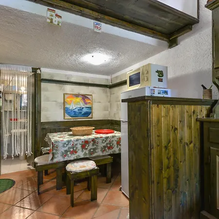 Apartamento Baia Di Mola *
